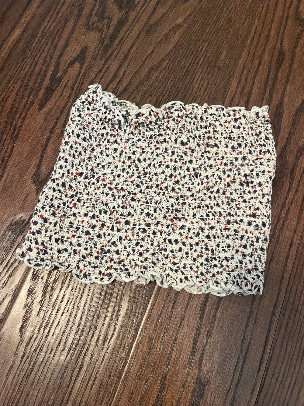 Brandy Melville Cream Crochet Mini Skirt with Navy & Rust Speck